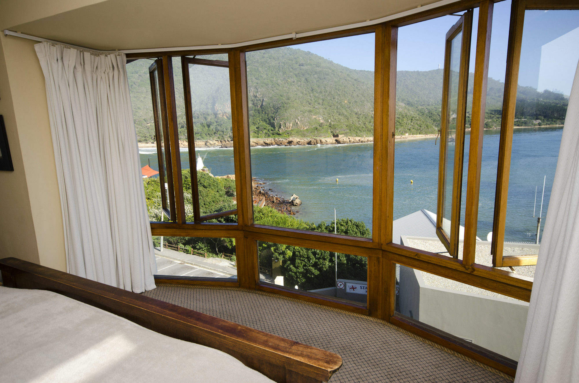 Augusta Bay Guest House Knysna Extérieur photo